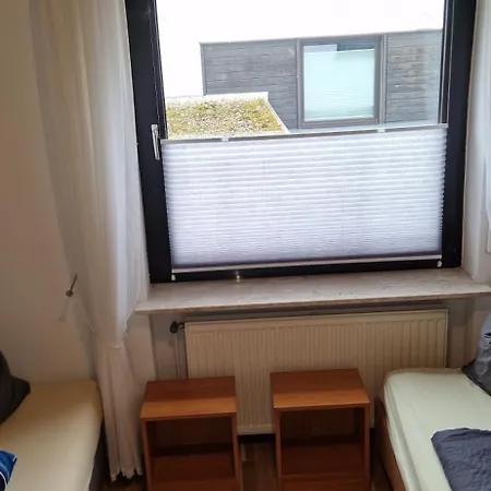 Ruhige Zentral Gelegene Fuer Monteure In *