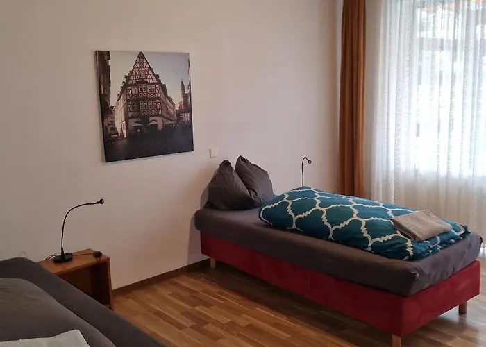 Ruhige Zentral Gelegene Fuer Monteure In *